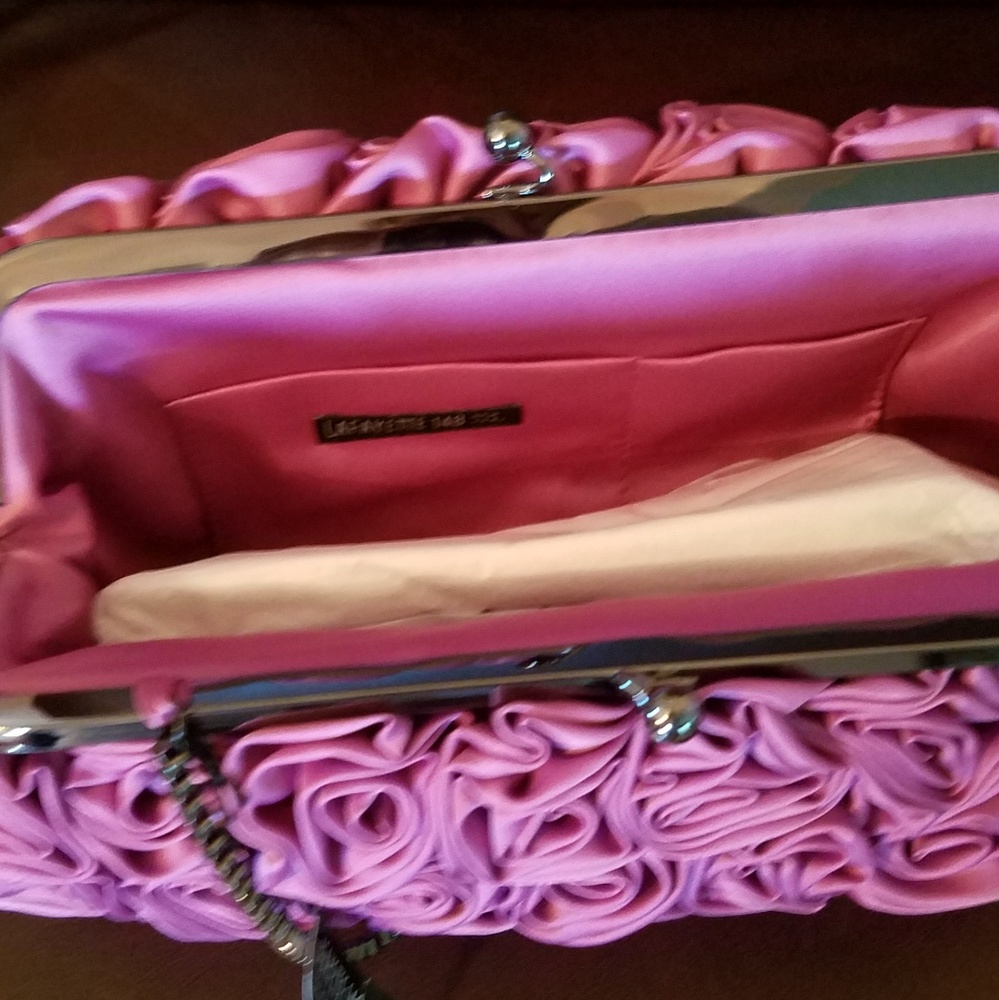 Purse - Picture 3 of 3